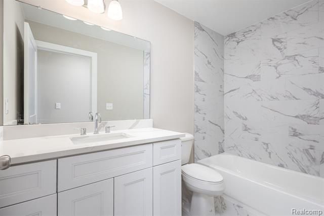 2339 Clifden. Davison, MI 48423