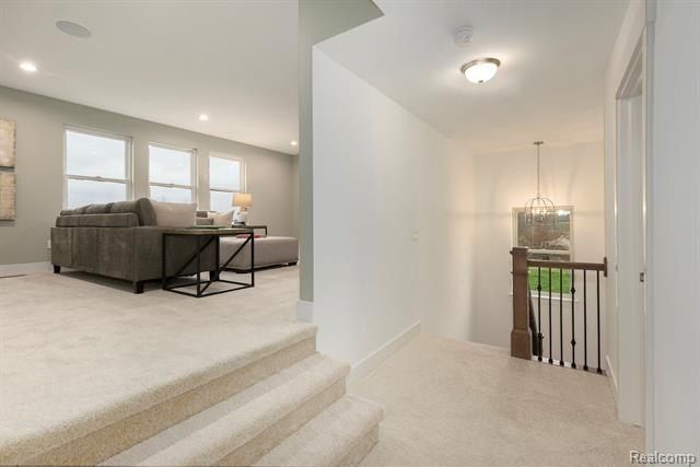 7699 Orchard Lane. Washington, MI 48095