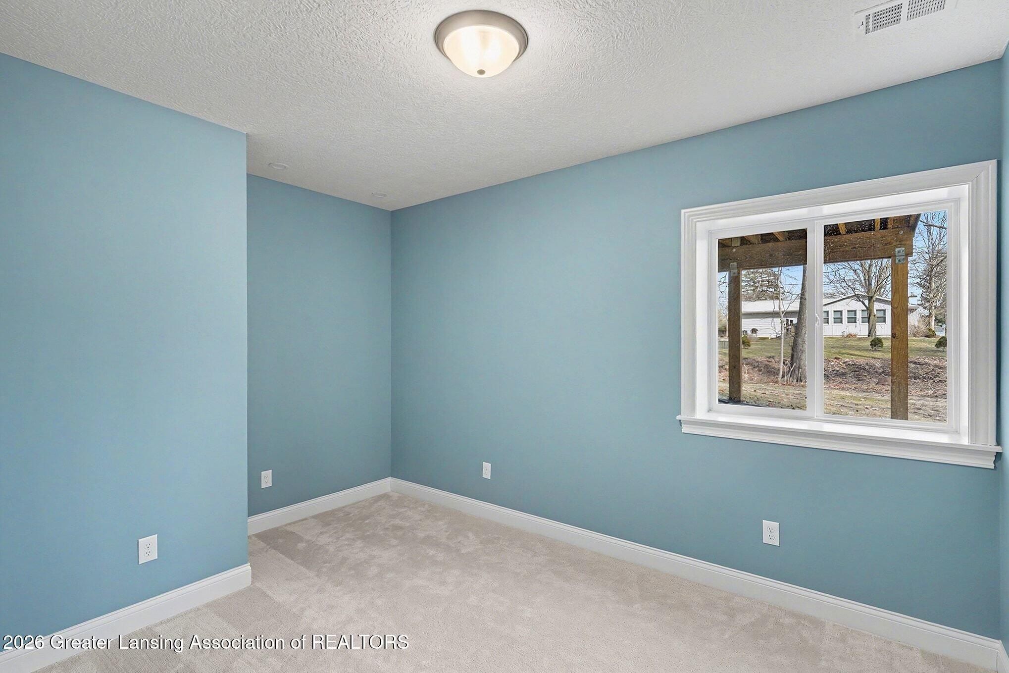 917 Chickasaw Drive. Mason, MI 48854