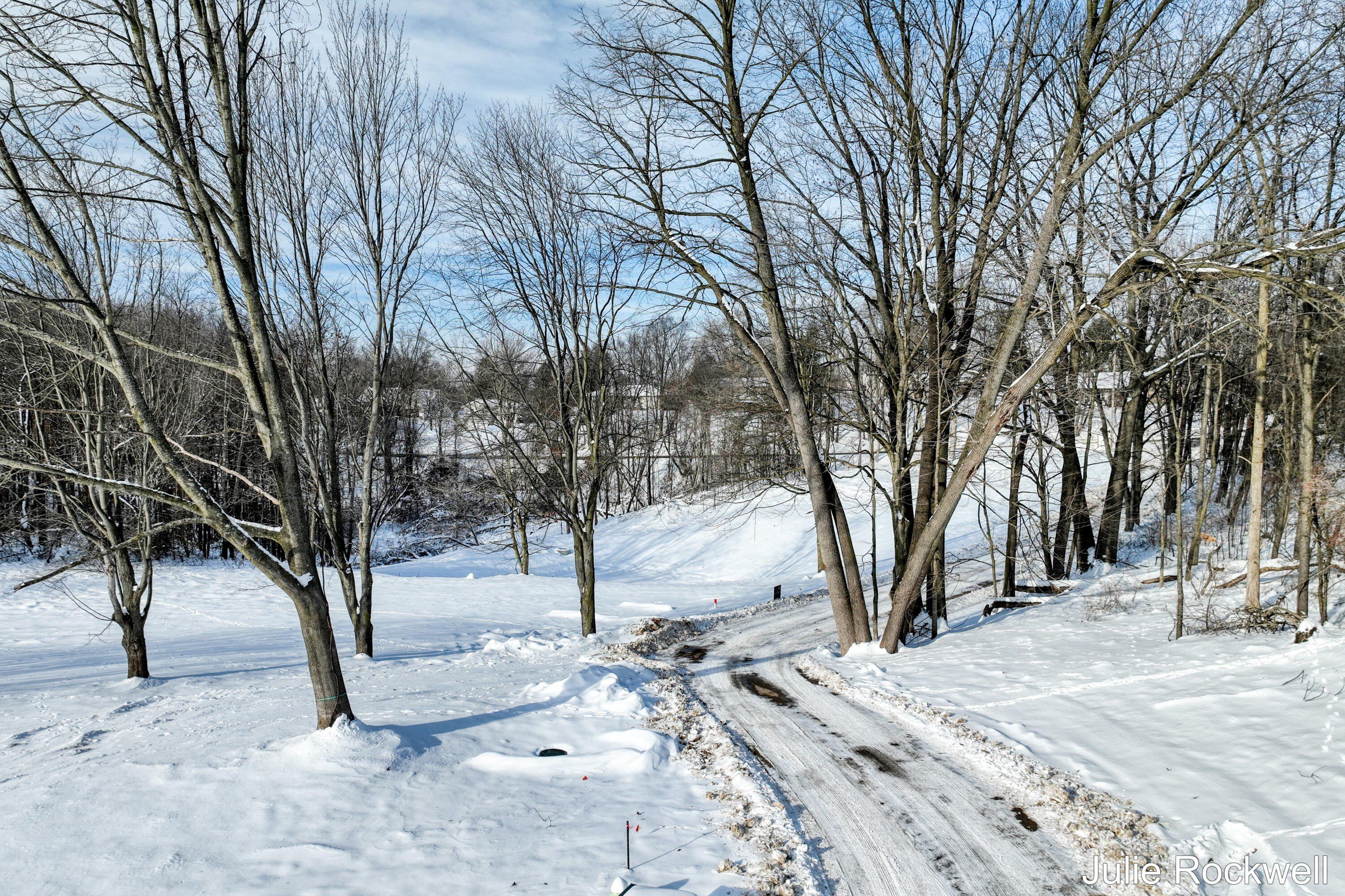 4268 Bradford Street Ne. Grand Rapids, MI 49525