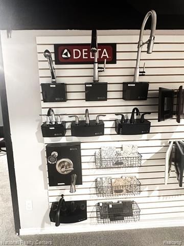 8293 Pleasant Creek. Goodrich, MI 48438