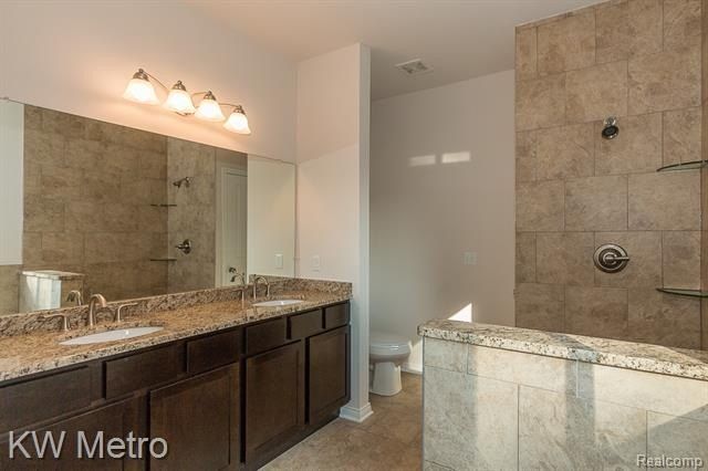 2696 John Bartley Circle. Bloomfield Hills, MI 48301