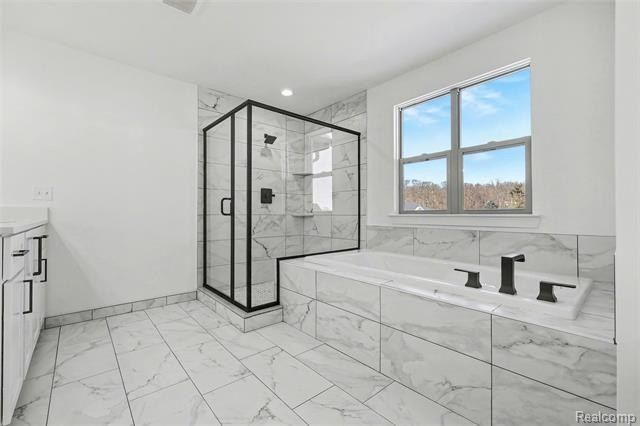 56270 Stone Falcon E. Shelby Twp, MI 48316