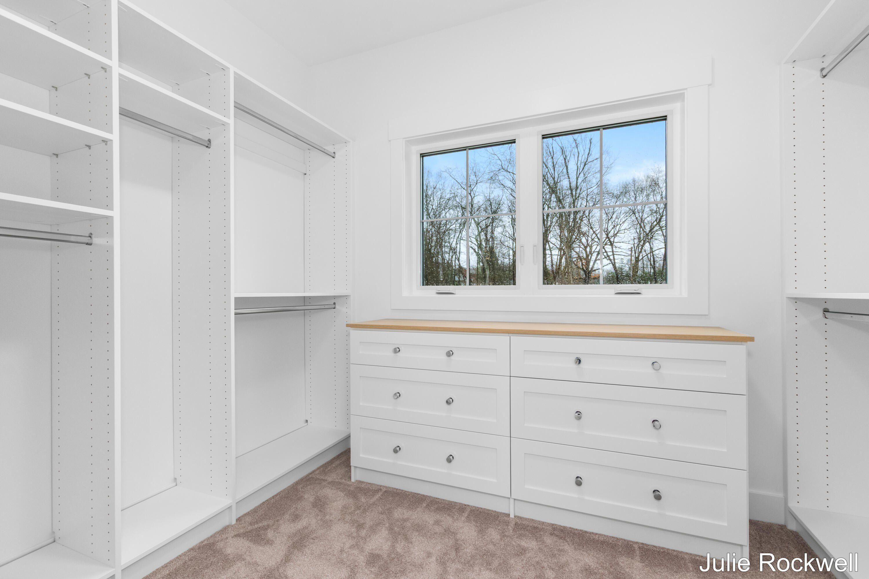 3727 Buttrick Avenue Se. Ada, MI 49301