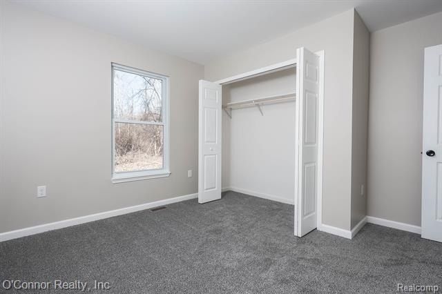 1047 39Th Street. Port Huron, MI 48060