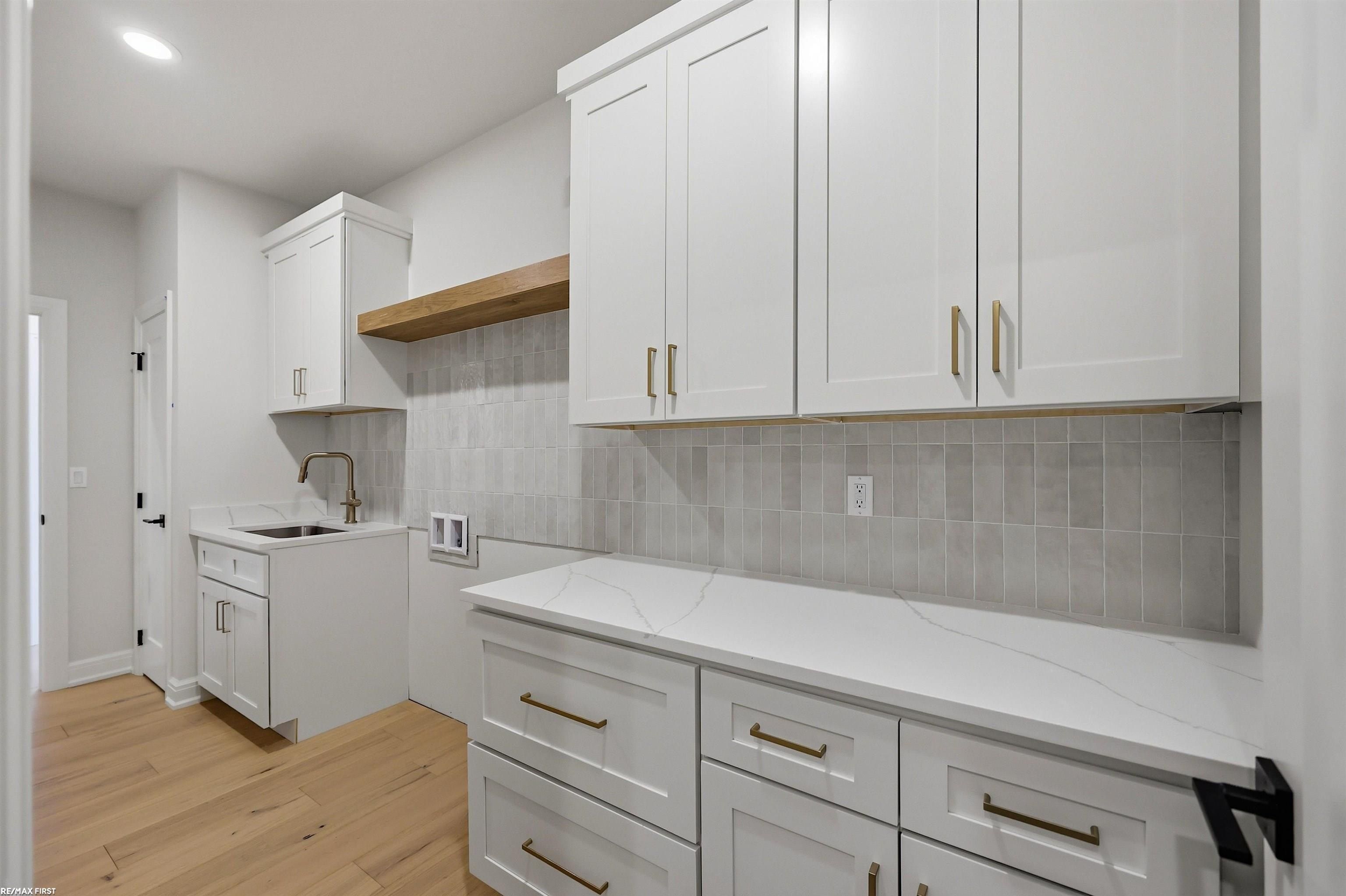 17492 Gilmore. Armada, MI 48005