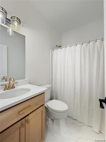 232 Marion Oaks Drive. Howell, MI 48843