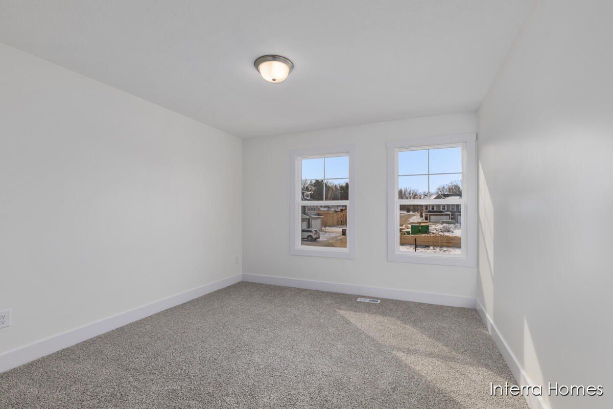 4846 Hidden River Avenue Sw Unit 55. Wyoming, MI 49418