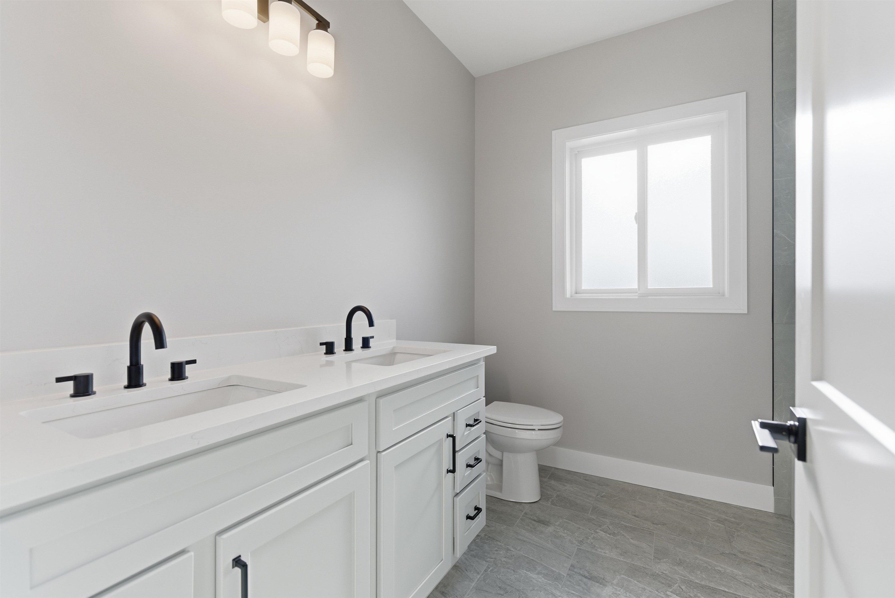 3613 Bethuy. Casco, MI 48064