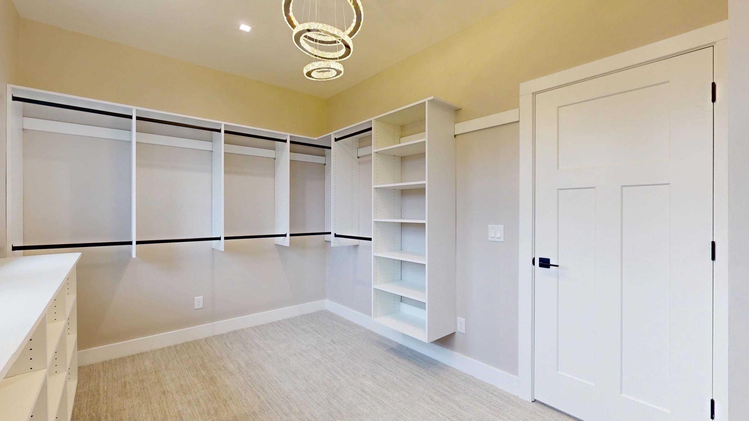 80 Sawmill Creek Trail. Saginaw, MI 48603