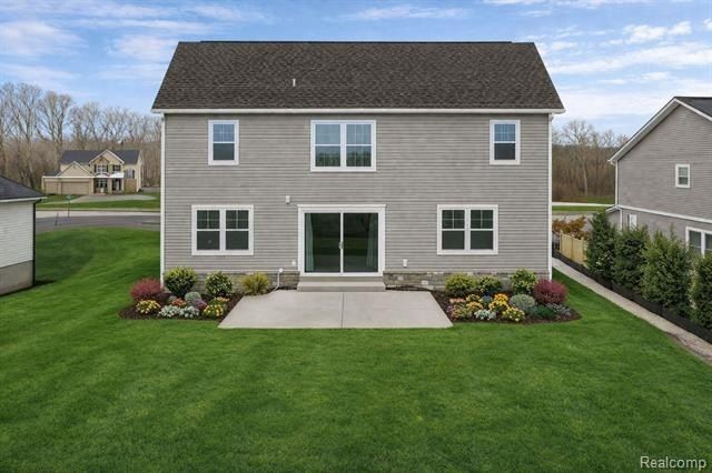 8398 Mapleview Drive. Davison, MI 48423