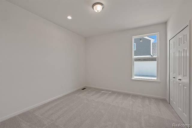 29128 Myles Andrew Drive. South Lyon, MI 48178