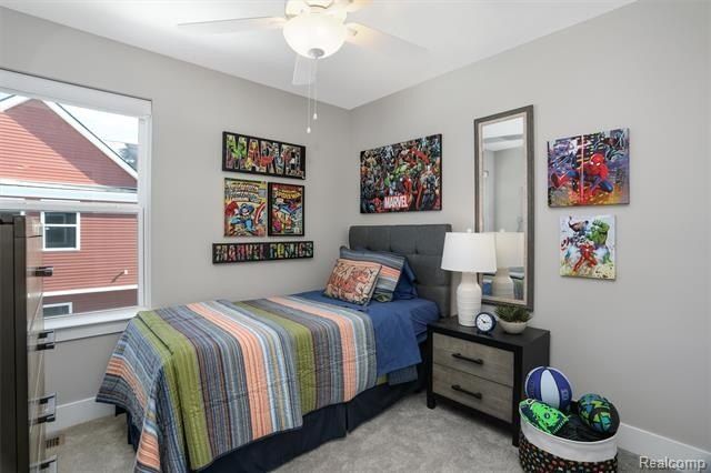 822 Huntley Lane. Troy, MI 48085