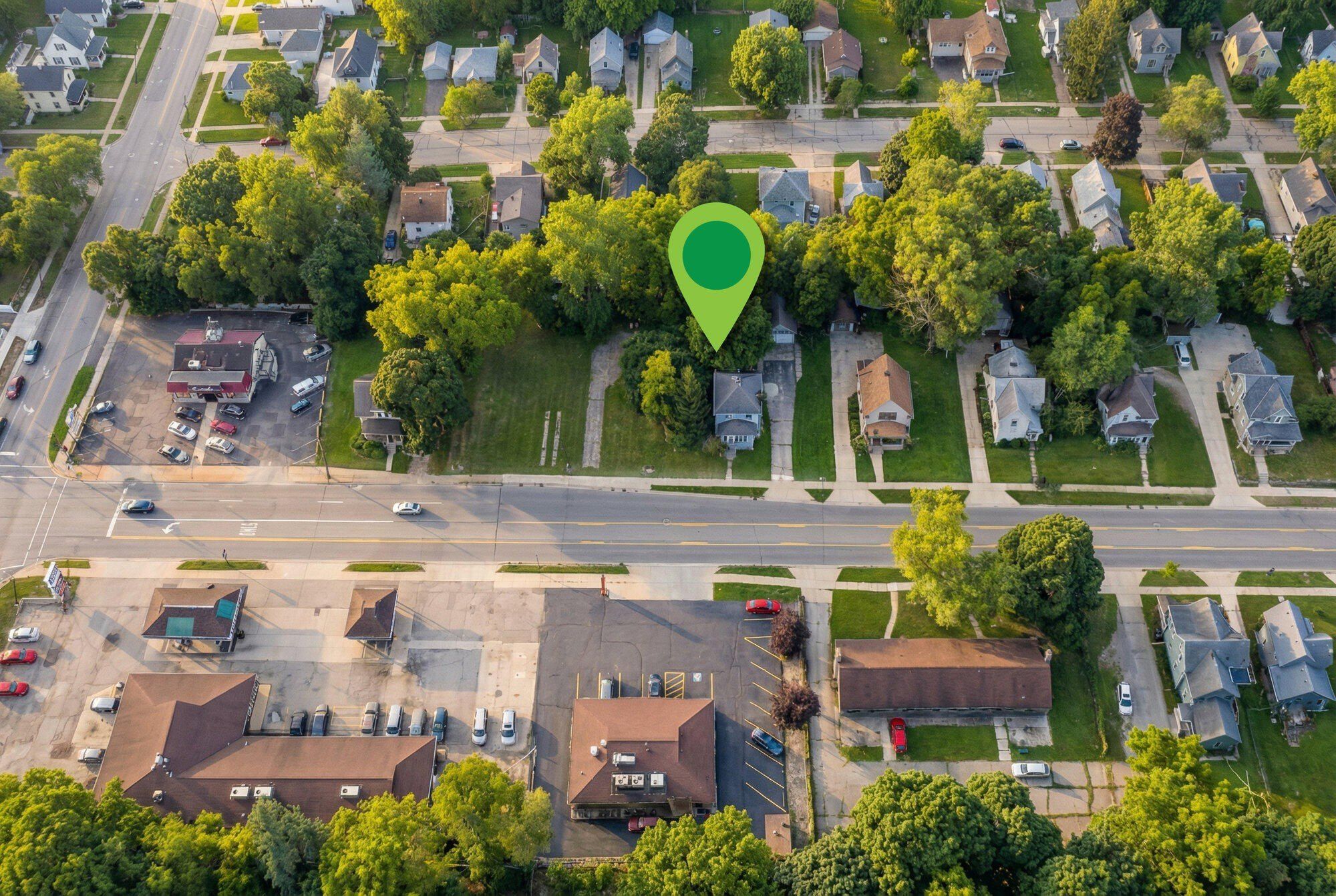 831 N W Avenue. Jackson, MI 49202