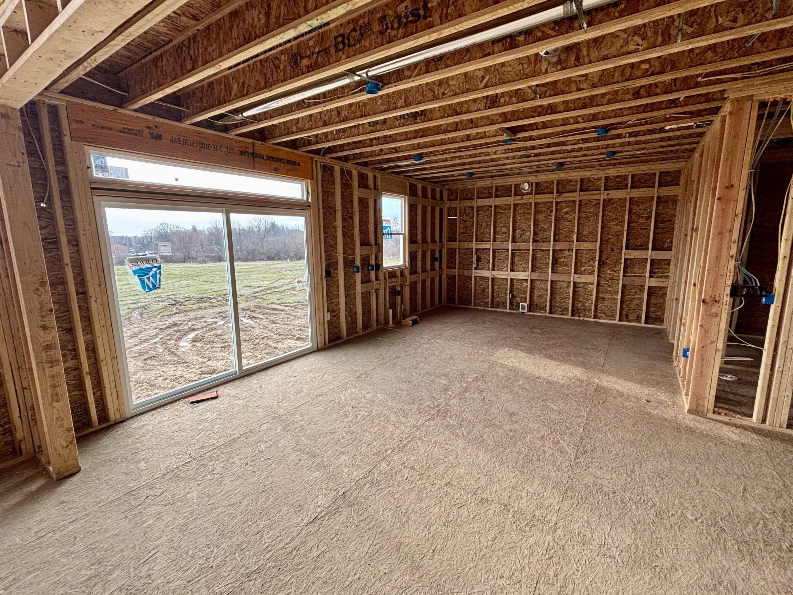 7082 Kettle Dale Avenue Se. Alto, MI 49302