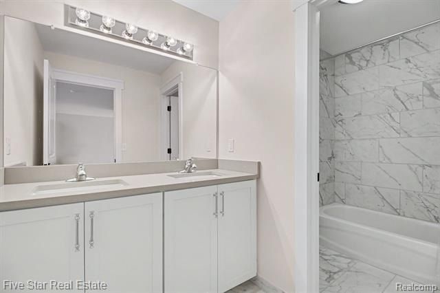 7842 Trailside Court. West Bloomfield, MI 48323