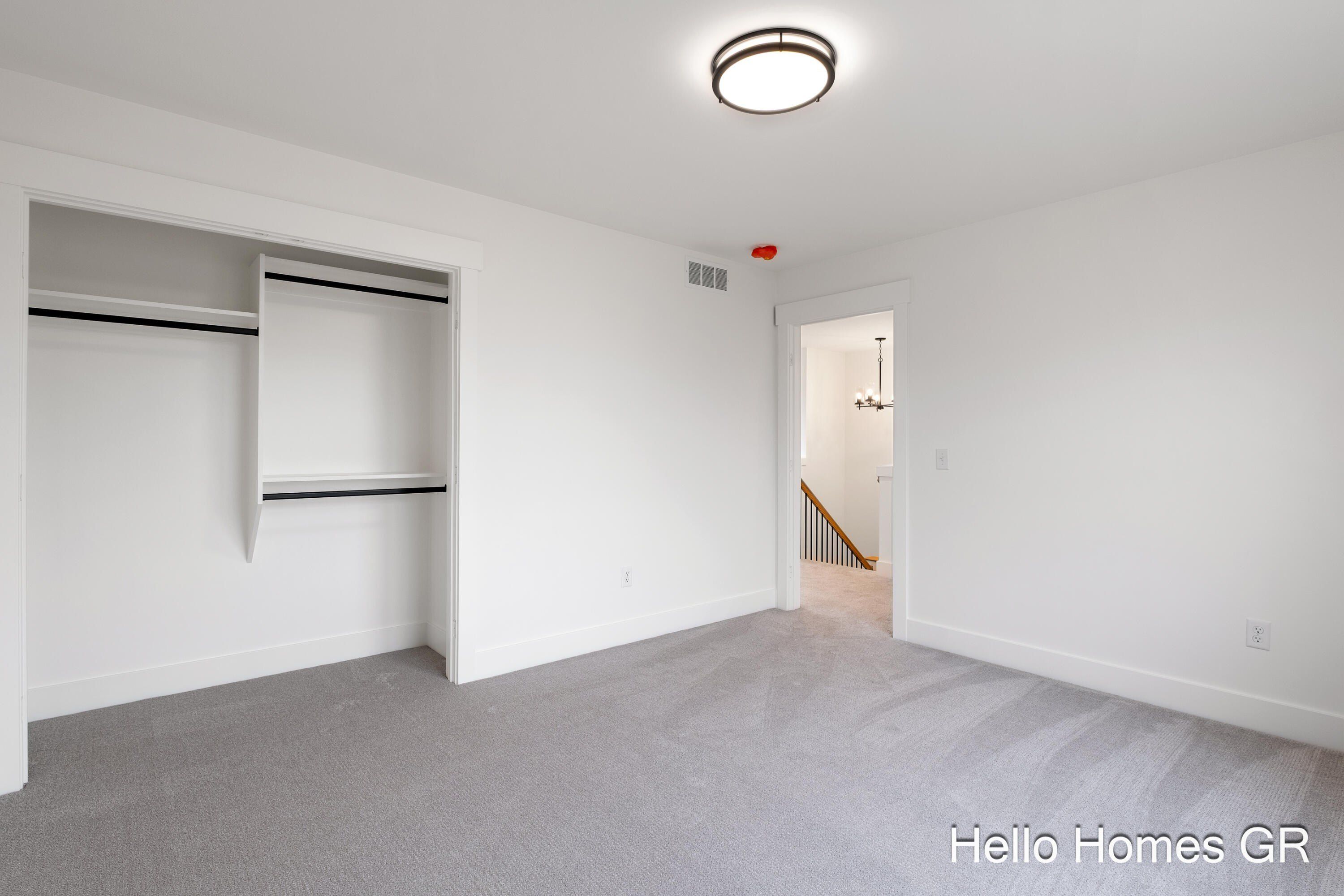 11326 Bancroft Way Se. Alto, MI 49302