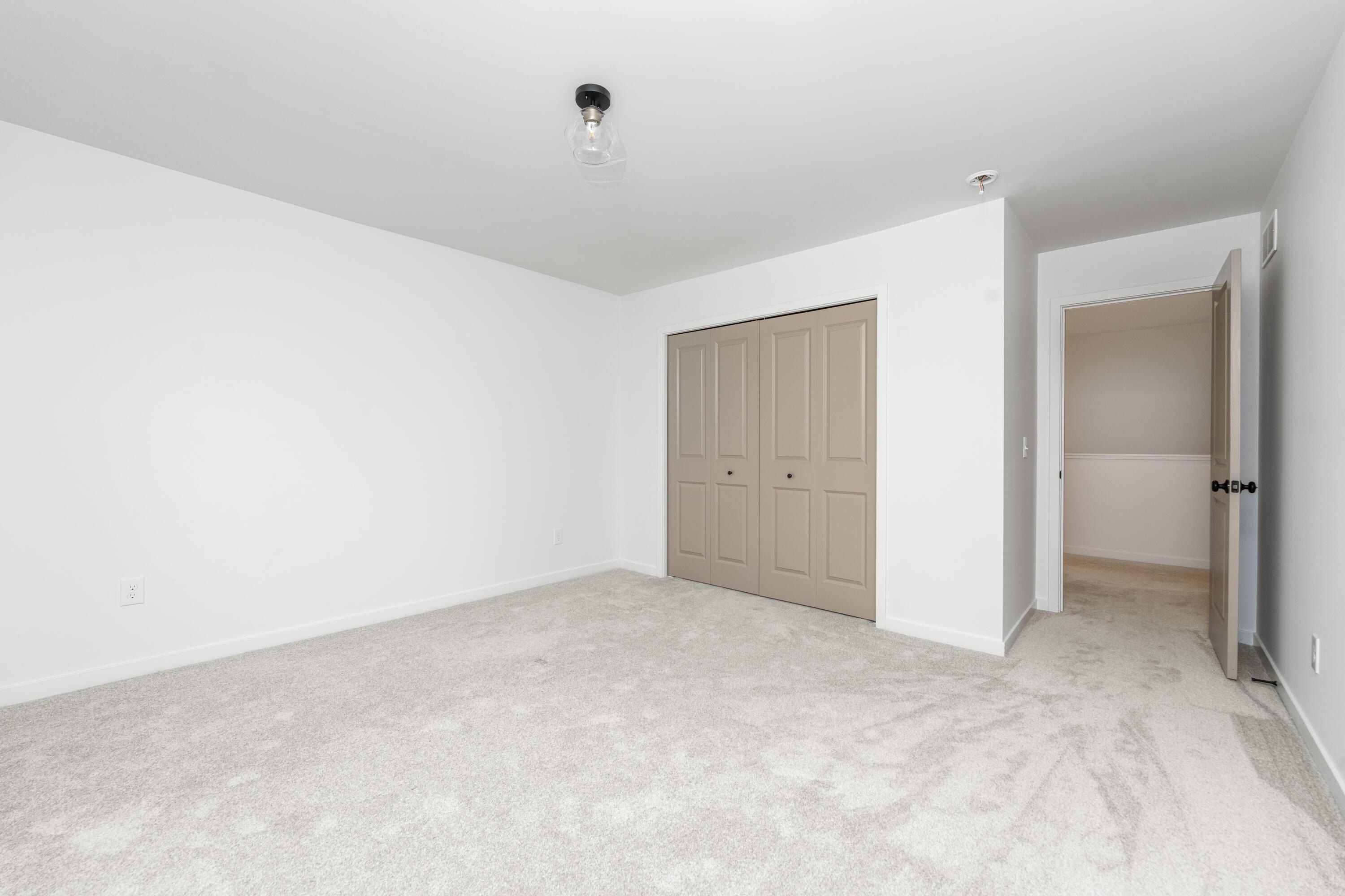 4228 Corvo Trace. Kalamazoo, MI 49006