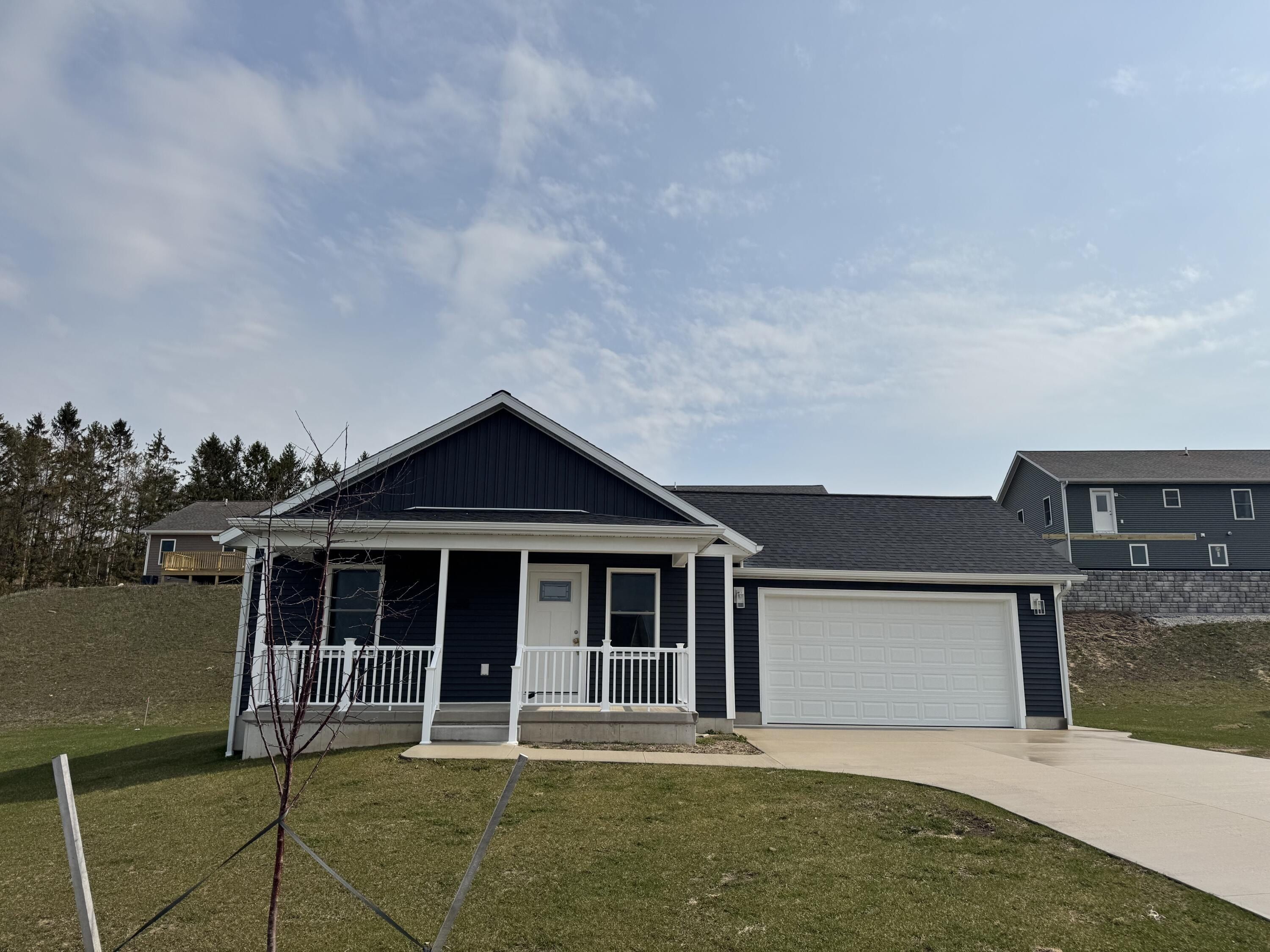 260 Stonecrest. Shelby, MI 49455