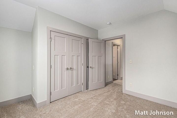 2113 Willard Avenue Se. Grand Rapids, MI 49507