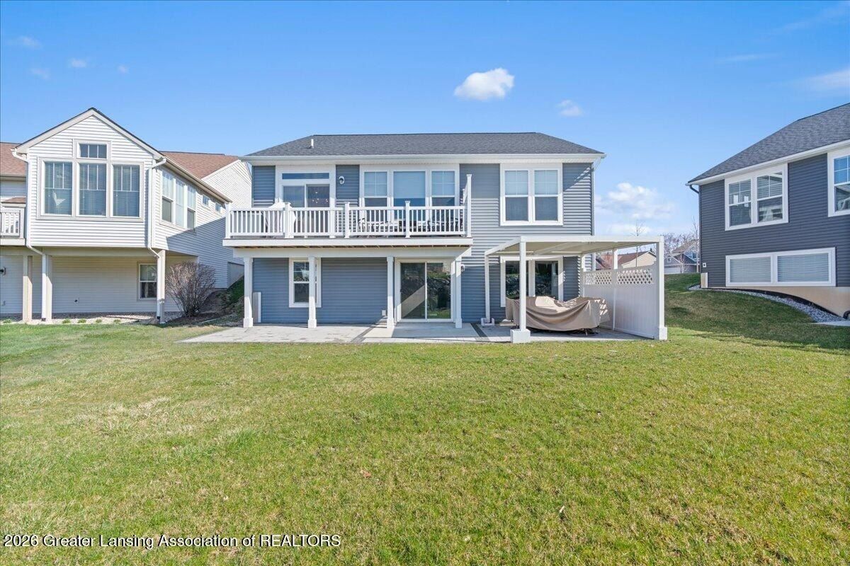 7572 Roxborough Lane. Grand Ledge, MI 48837