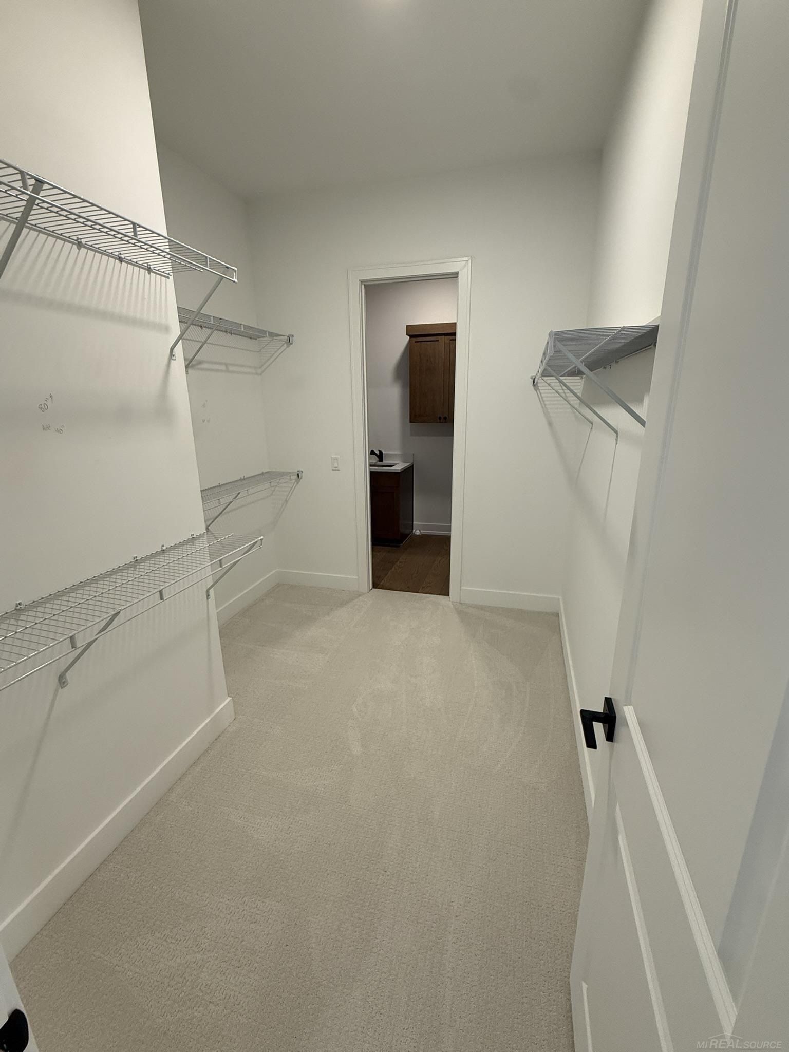 14004 Quail View. Washington Twp, MI 48094