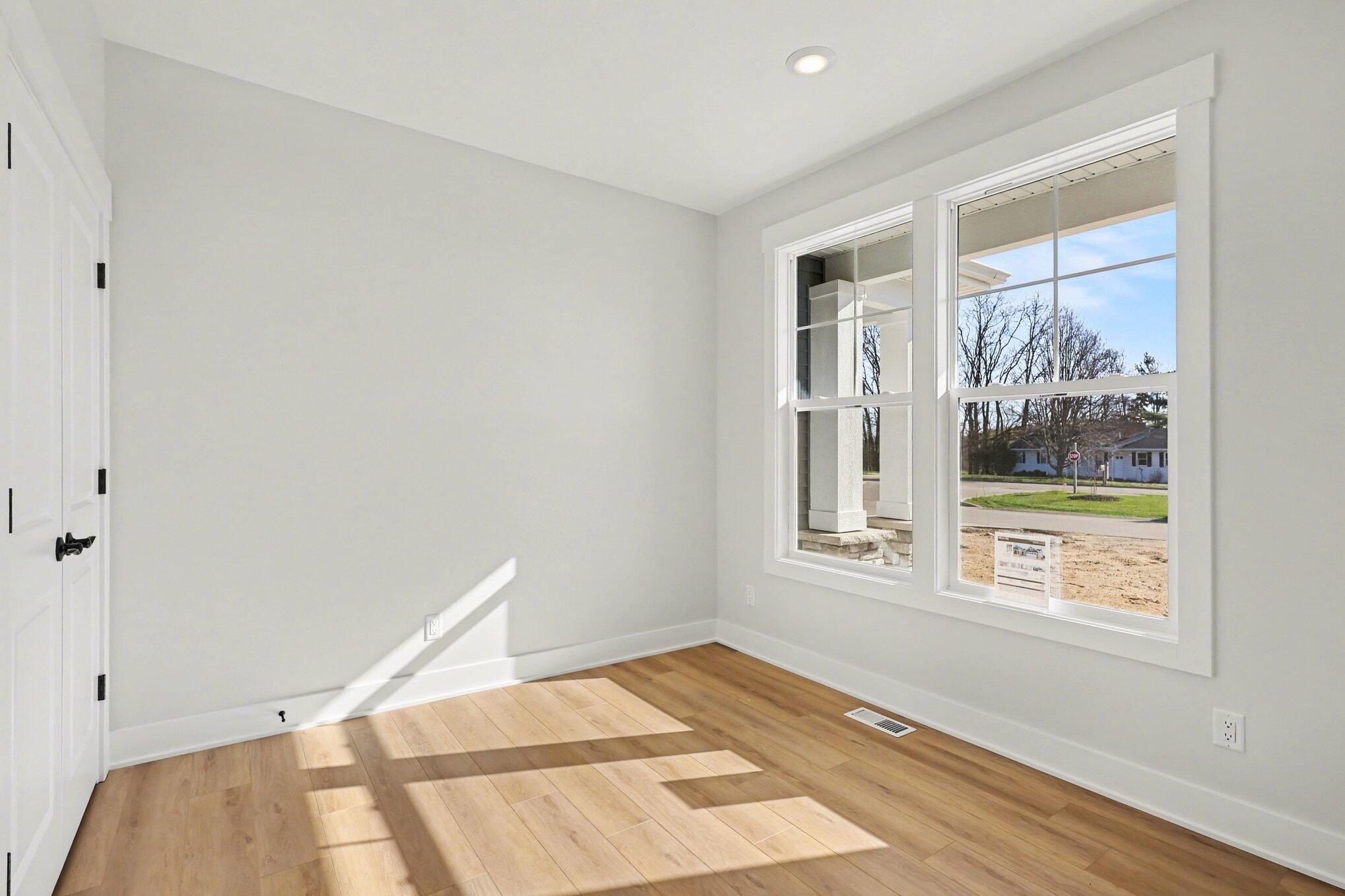 5553 Canal Avenue Sw. Wyoming, MI 49418