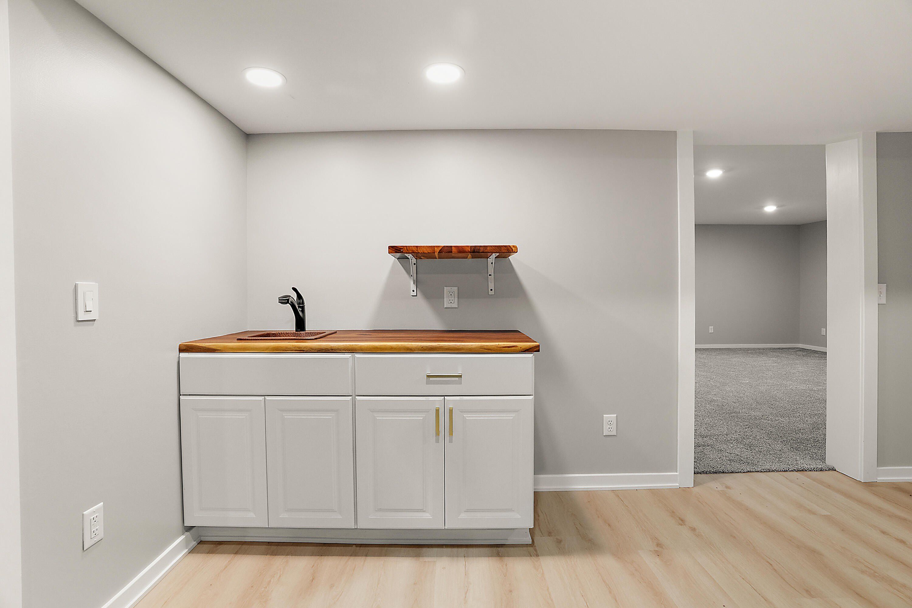 3973 W Harrison Road. Hart, MI 49420