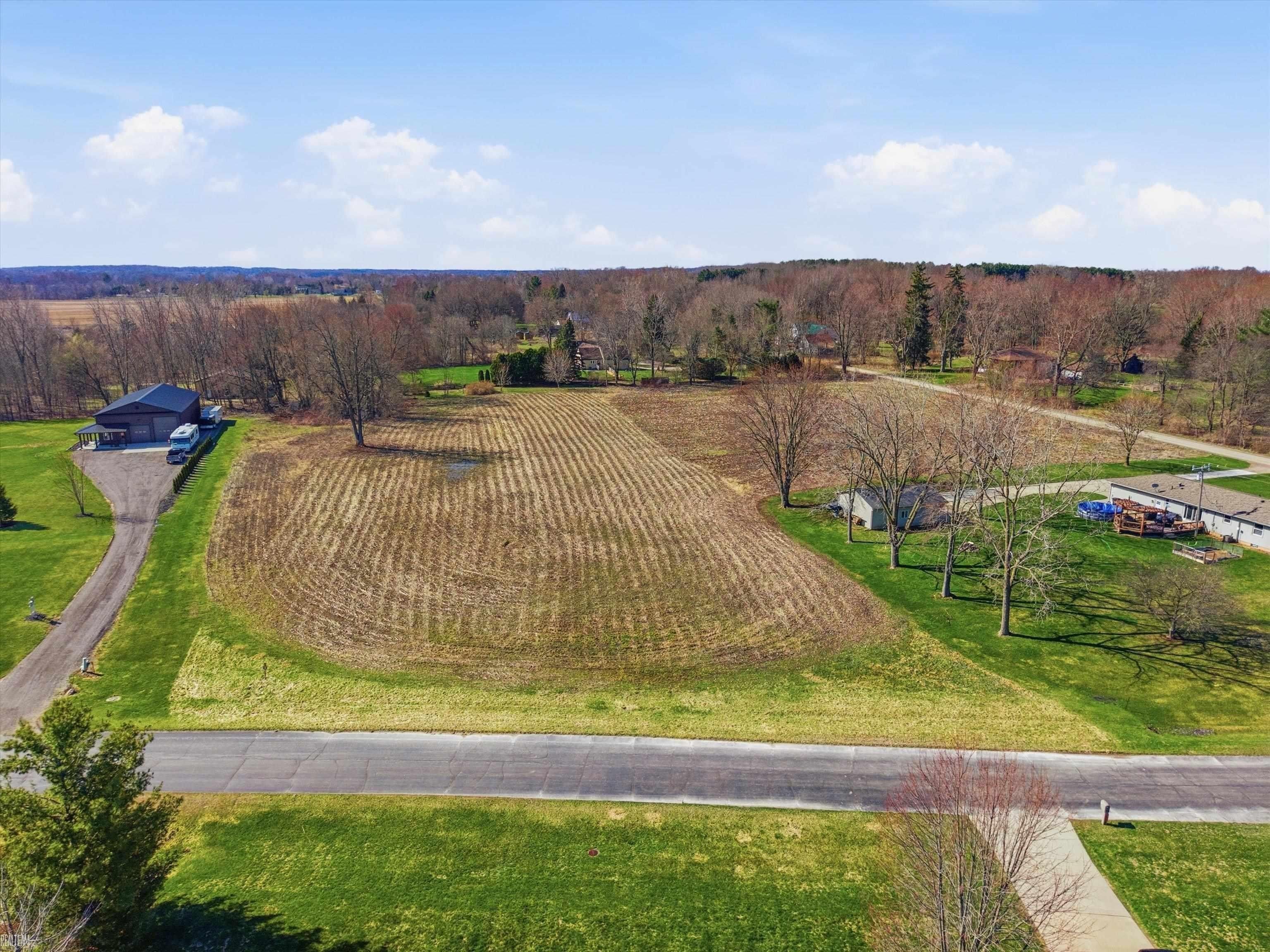 7036 Rea. Almont, MI 48003