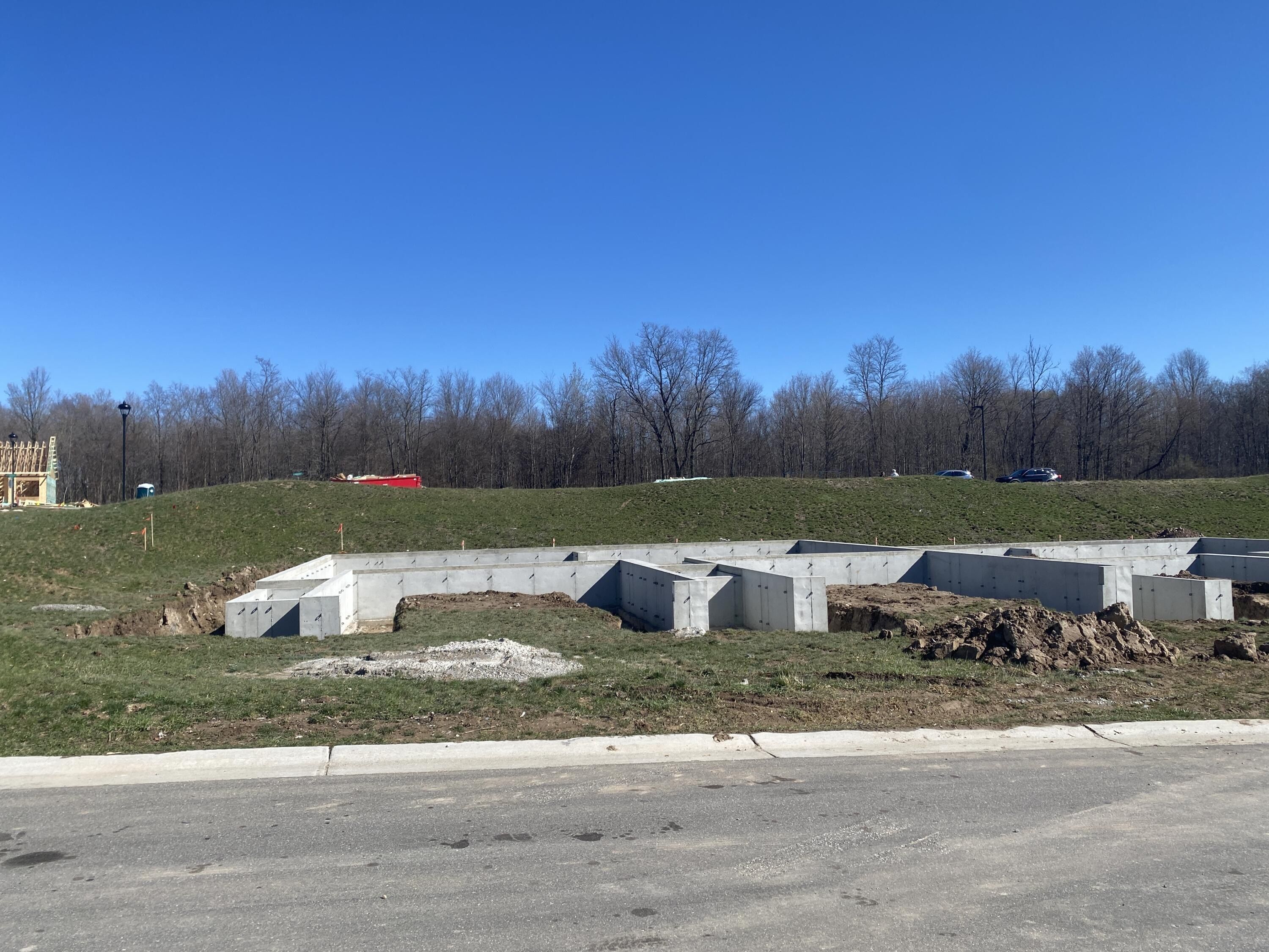 2873 E Highgate Drive Se. Kentwood, MI 49512