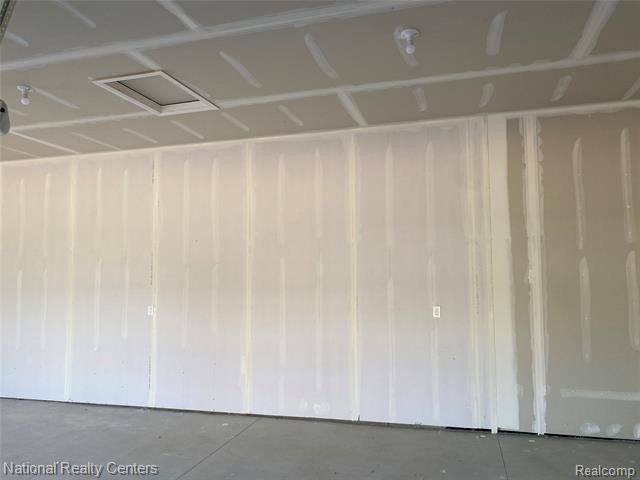 360 Devonshire Drive. Lapeer, MI 48446