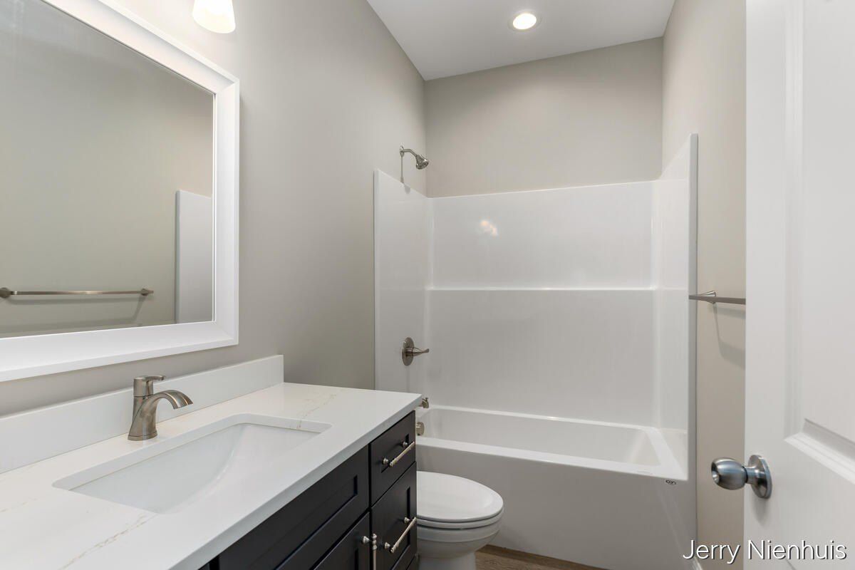 3331 115Th Avenue. Allegan, MI 49010