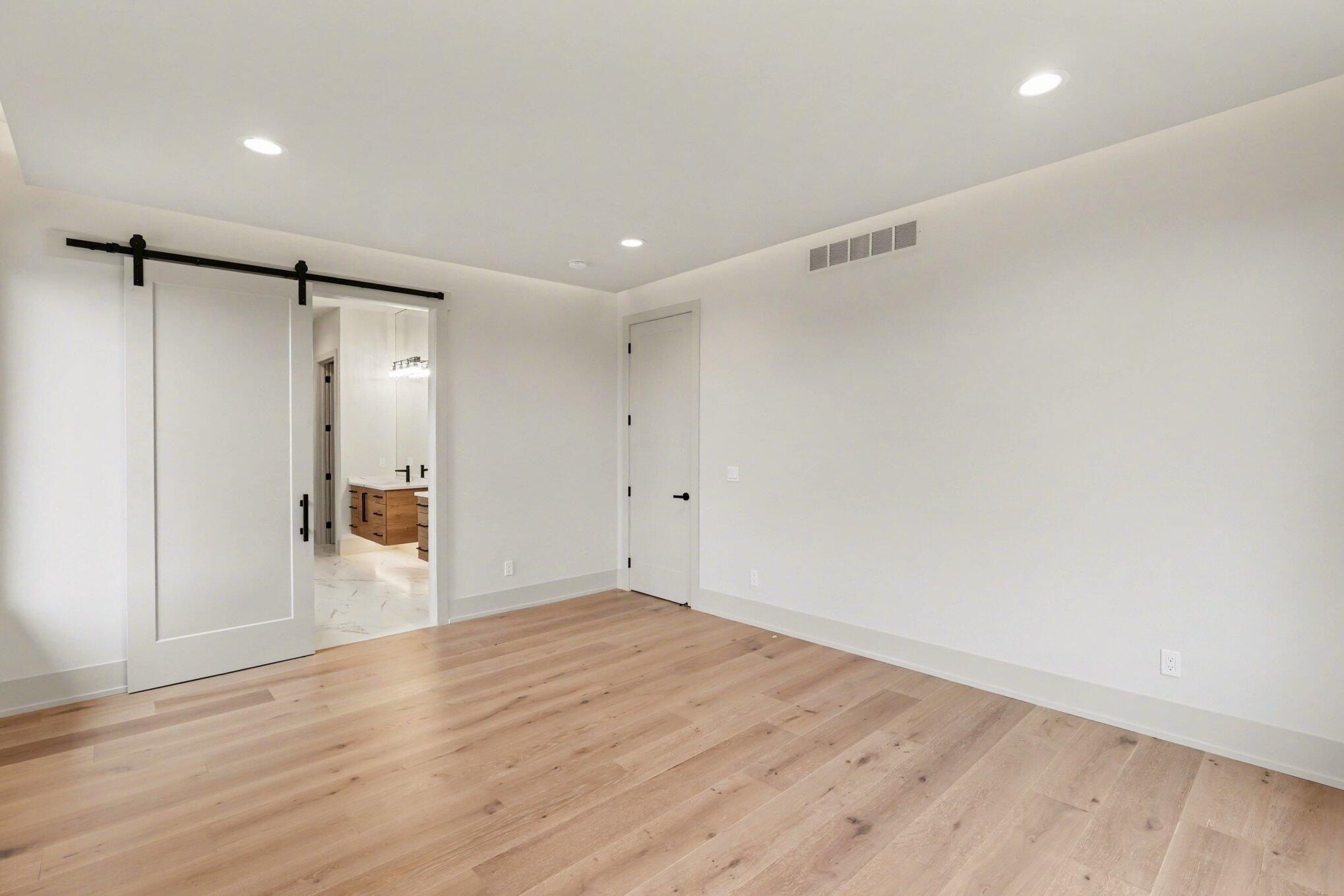 57078 Meadowridge Drive. Washington, MI 48094