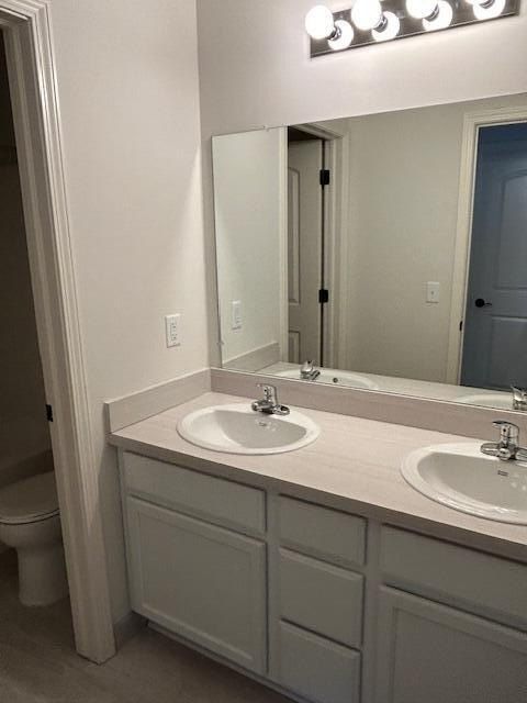 6470 Earl June Court. Dexter, MI 48130