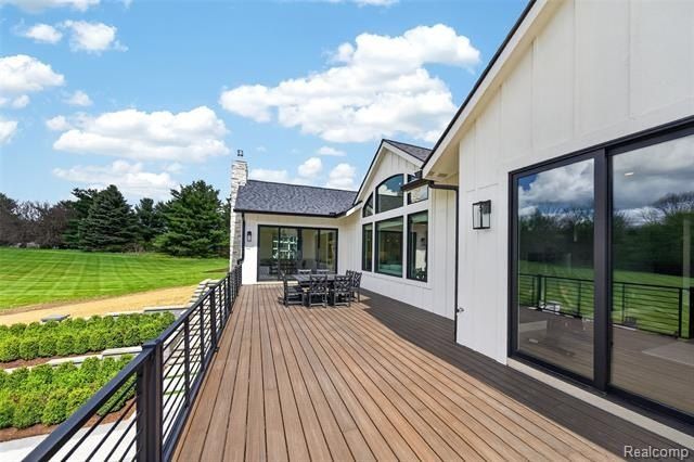 3664 Childs Lake Road. Milford Twp, MI 48381