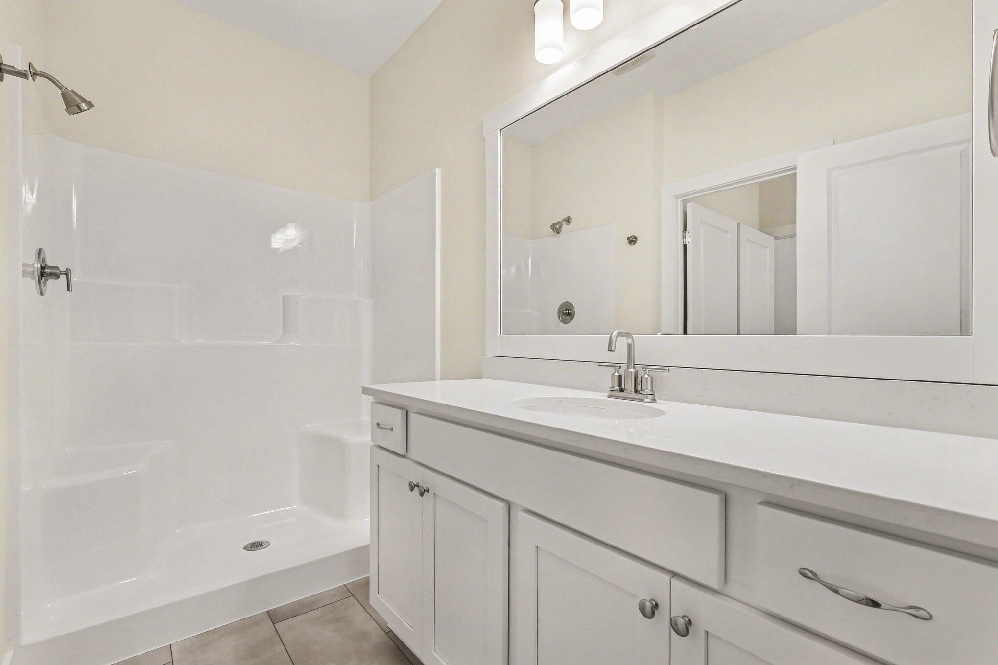 2845 W Cobblestone Court Se. Kentwood, MI 49512