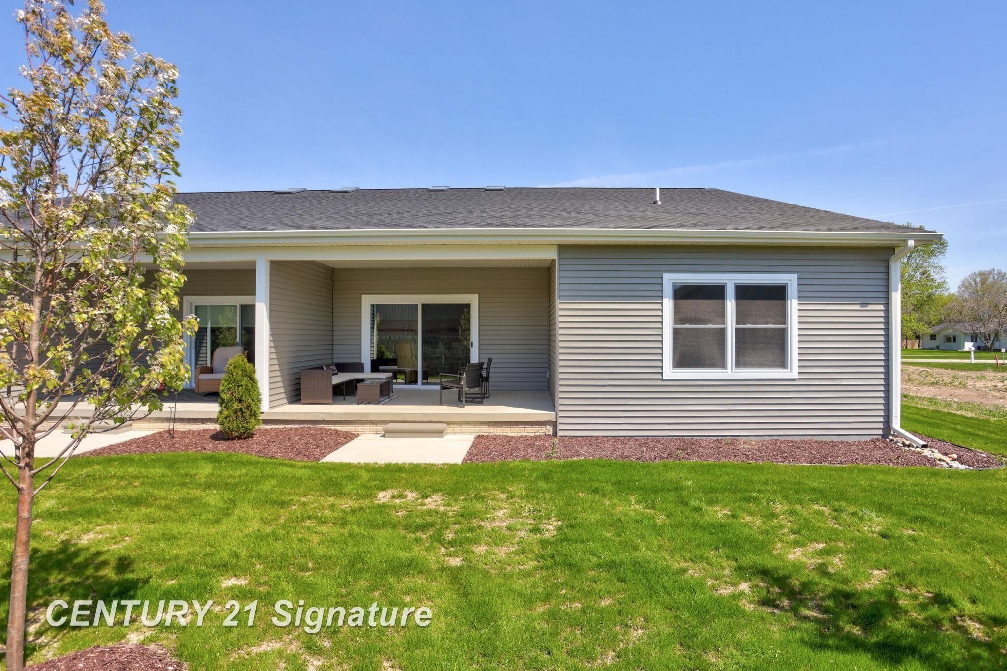 4073 Woodburn. Saginaw, MI 48603