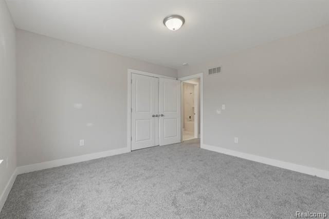 2279 Baltimore. Davison, MI 48423