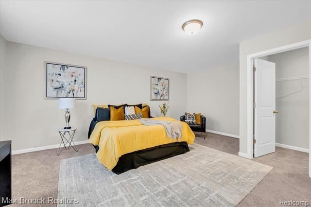240 W Wilson. Pontiac, MI 48341