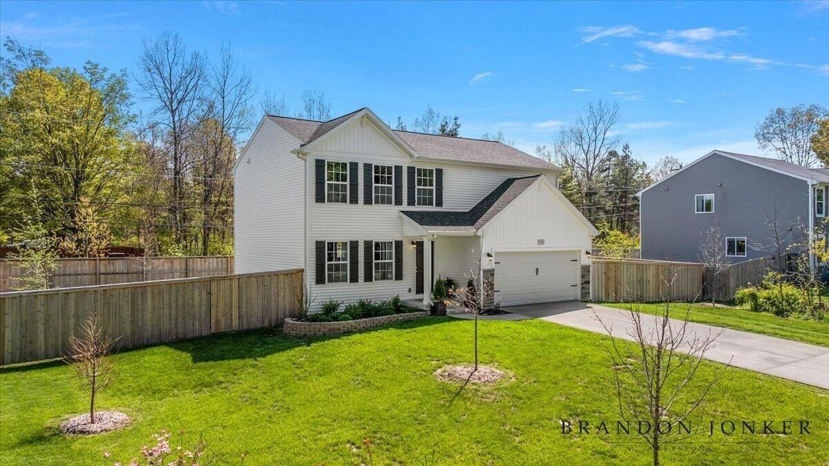 13748 Deer Creek Drive. South Haven, MI 49090