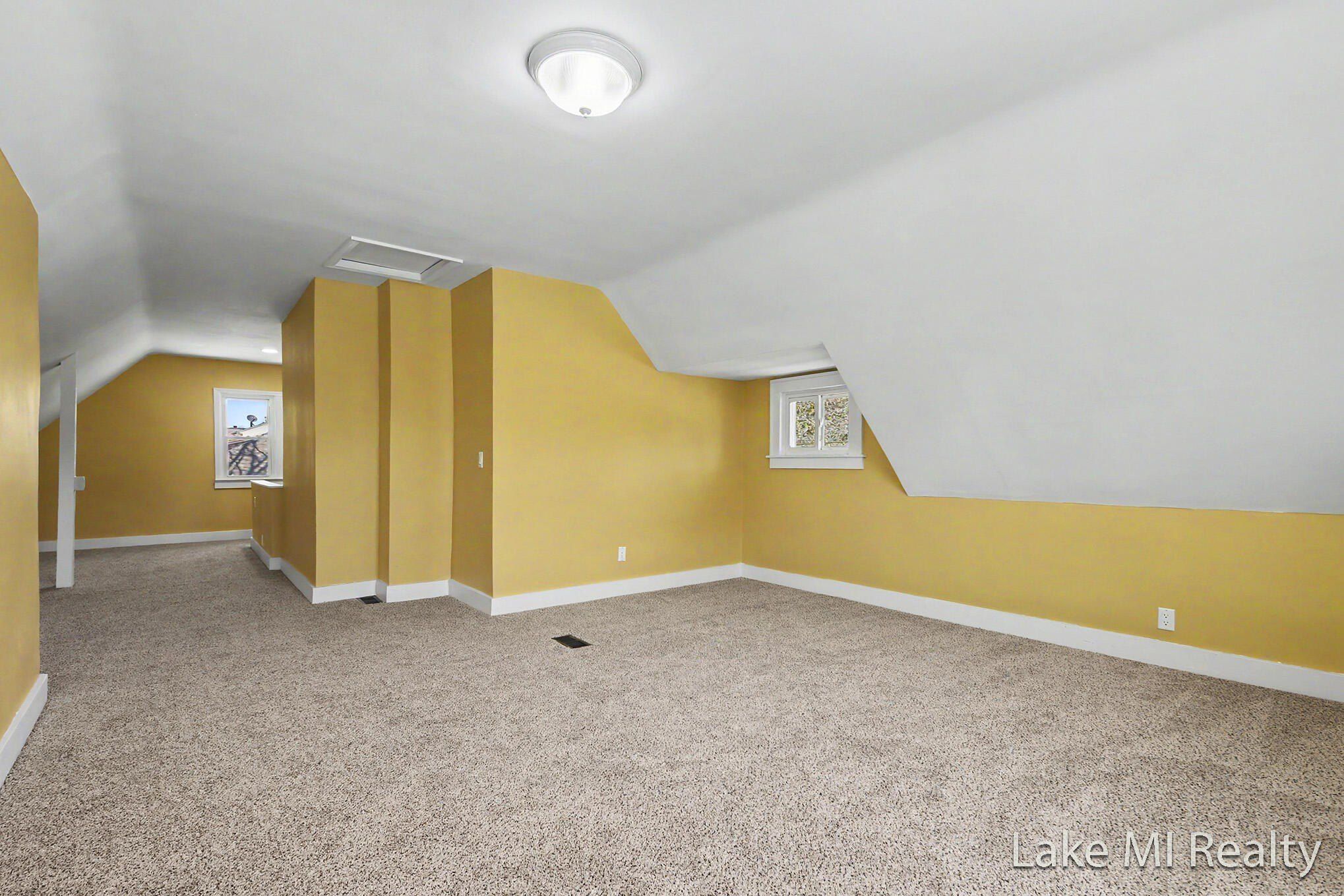 719 Leonard Street Ne. Grand Rapids, MI 49503