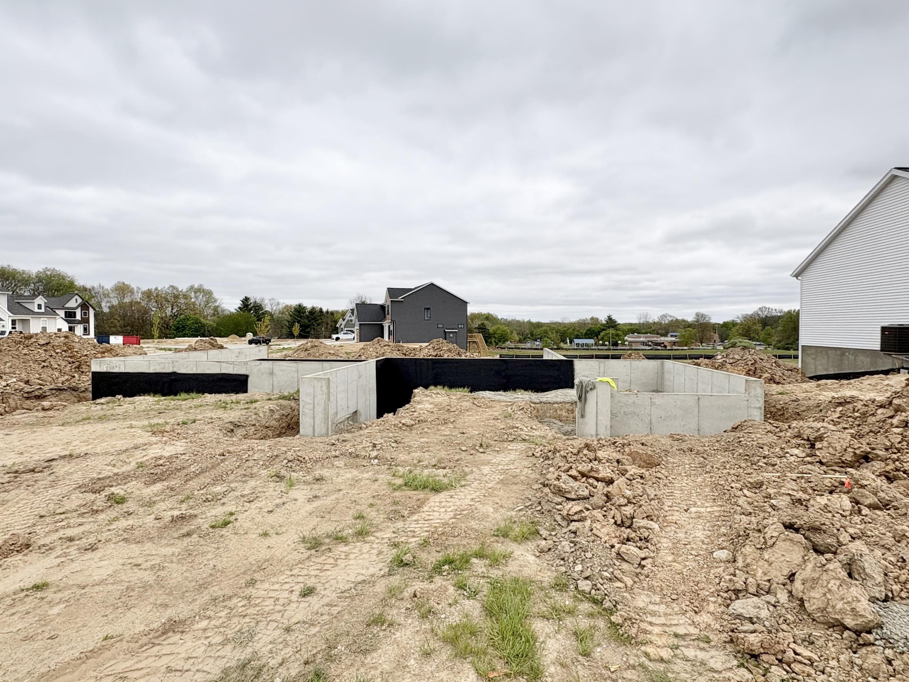 7070 Kettle Dale Avenue Se. Alto, MI 49302