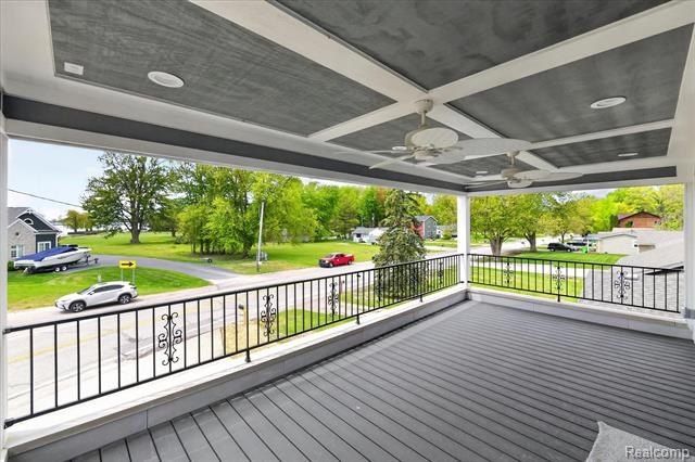 37235 Jefferson Avenue. Harrison Twp, MI 48045