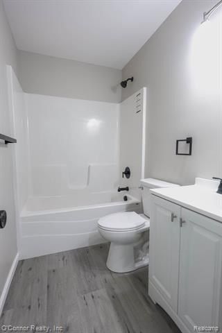 1047 39Th Street. Port Huron, MI 48060