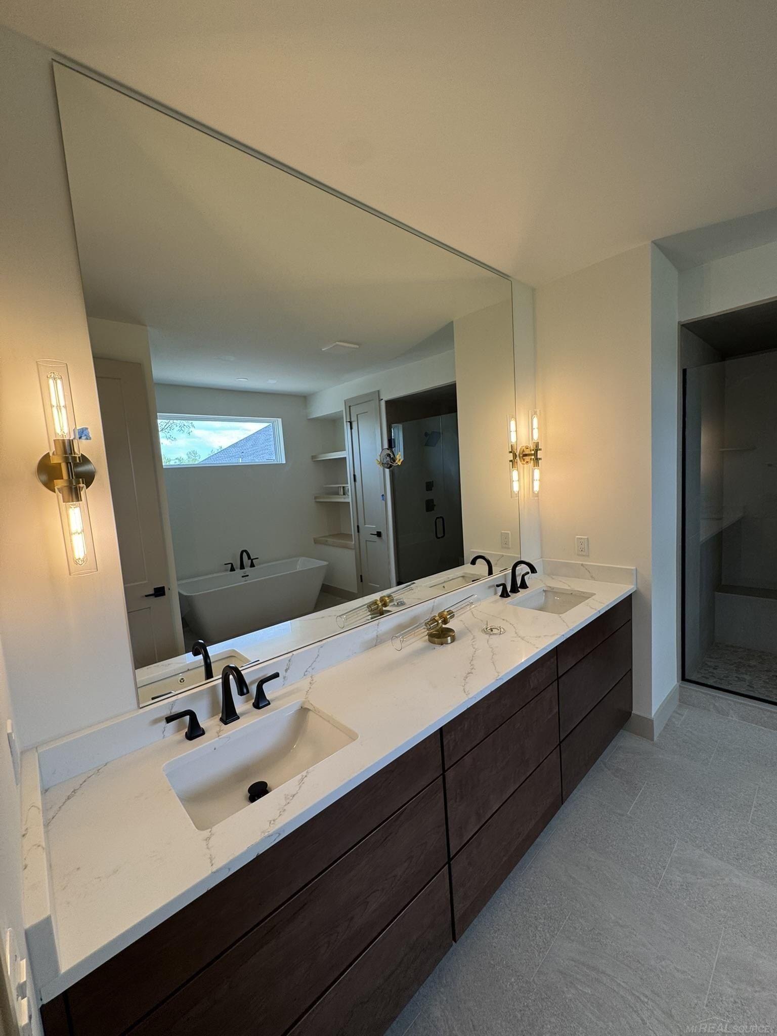 13999 Arthur. Washington Twp, MI 48094