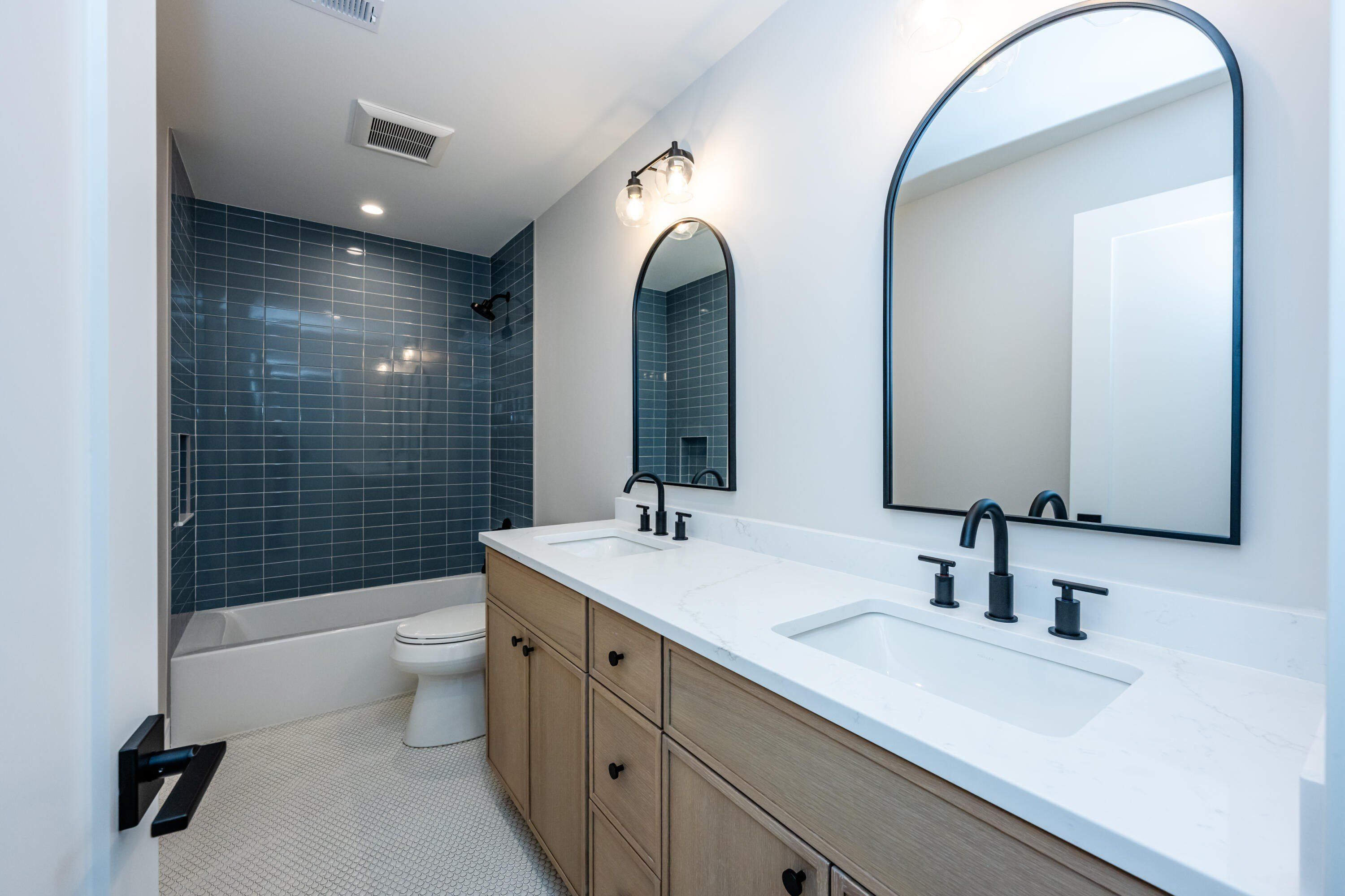 16140 Stones Throw Lane. New Buffalo, MI 49117