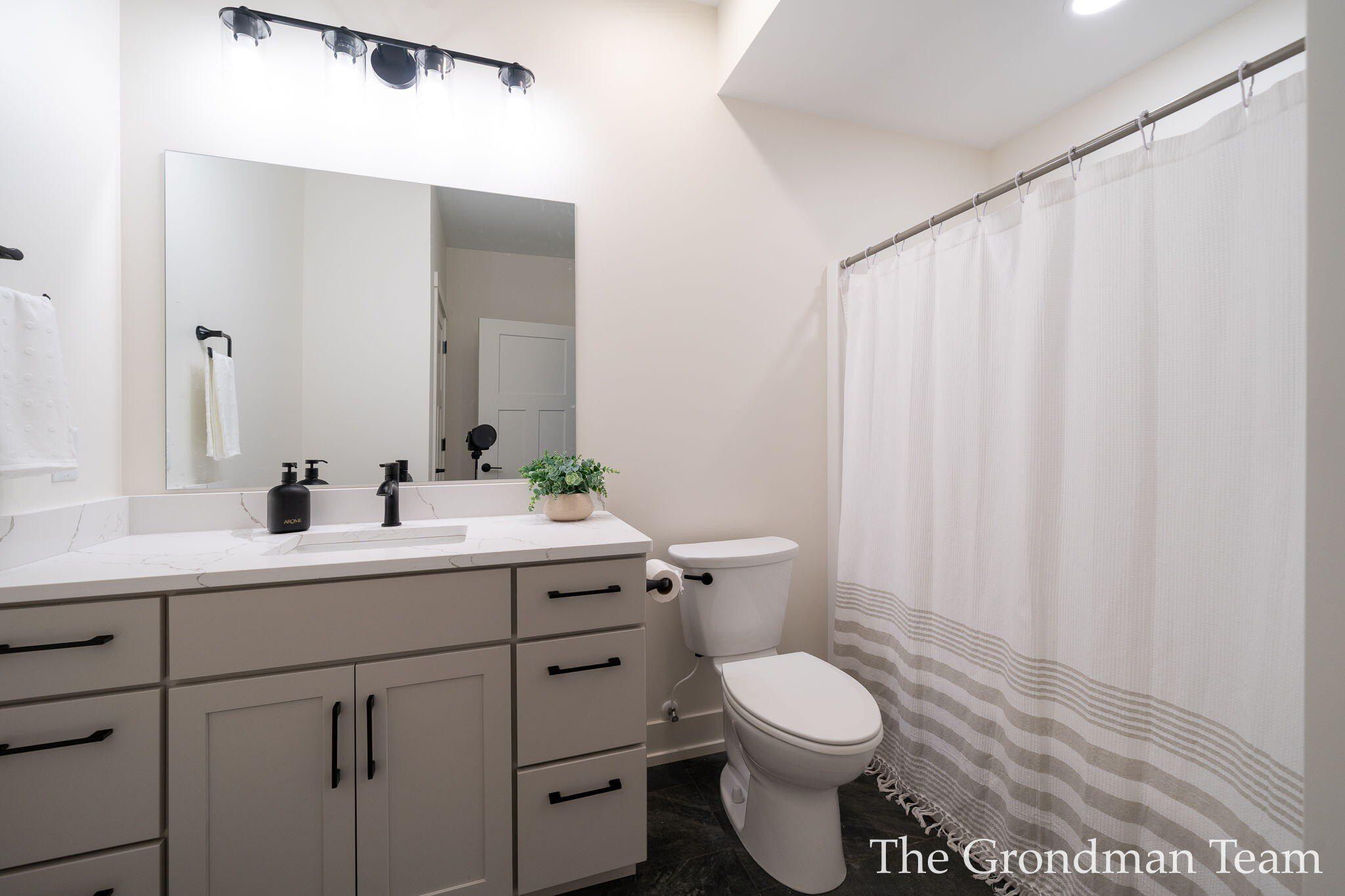 3421 Calming Meadows Court. Middleville, MI 49333