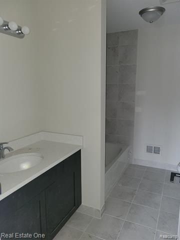 Chancery Drive. Troy, MI 48085