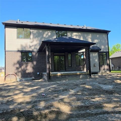 50351 Arcadia Drive. Macomb, MI 48042