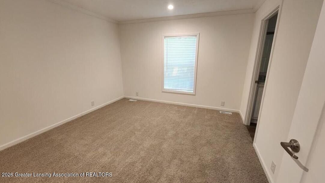 Maple Leaf Court. Charlotte, MI 48813